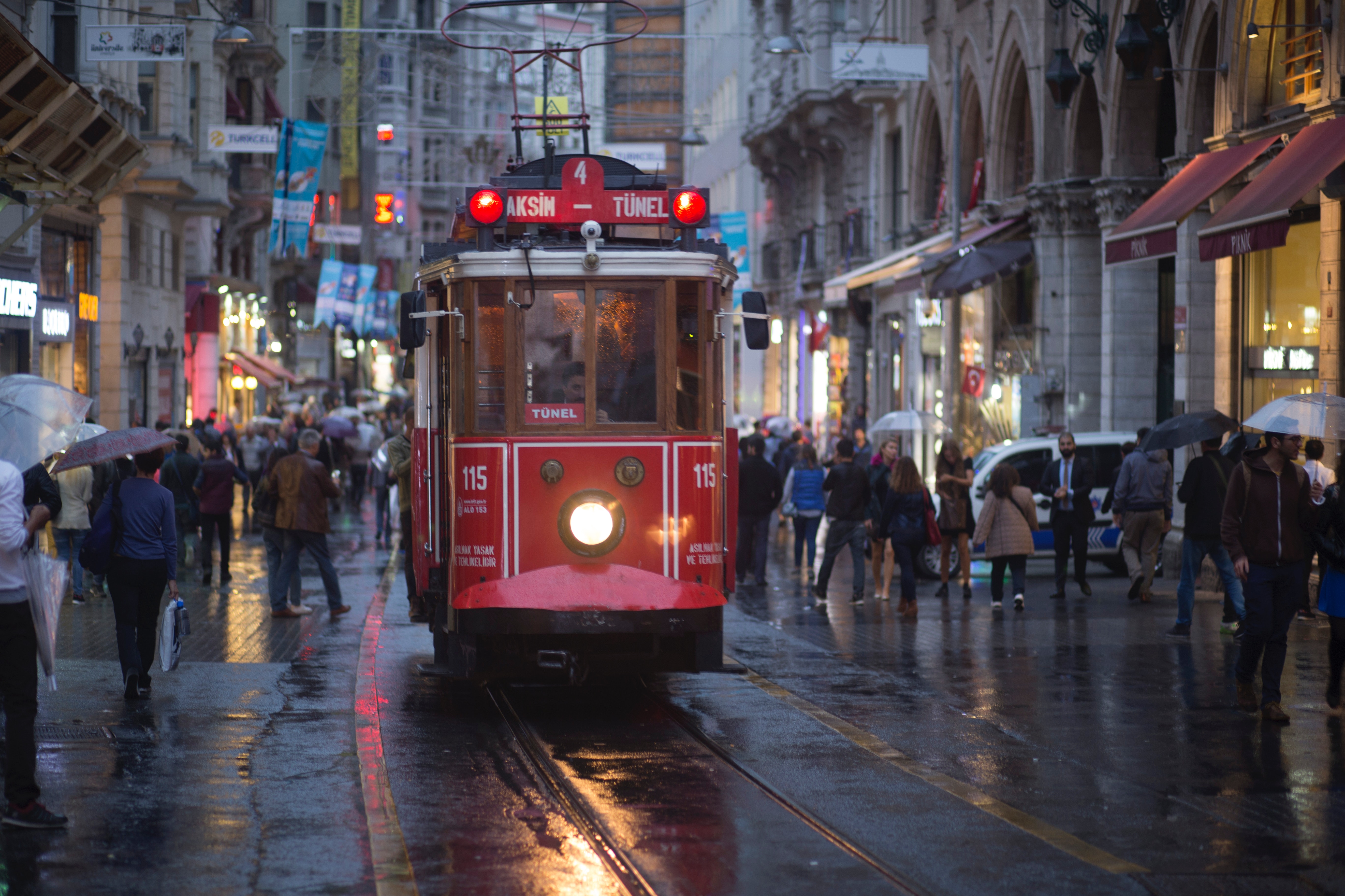 Kosha: Istiklal Caddesi, Turkey