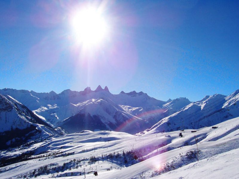 Bright sun shining in Georgia mountain ranges