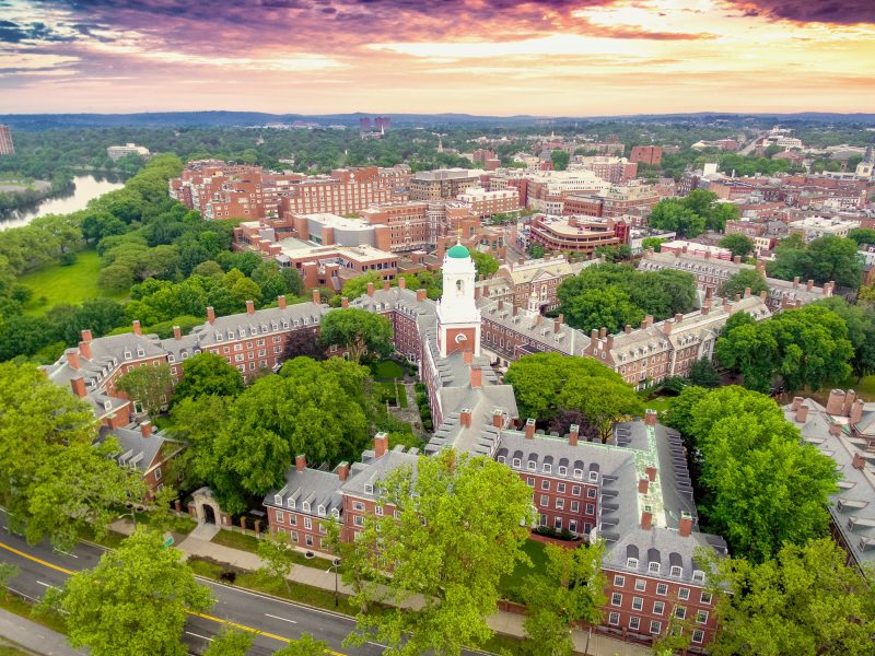 Snapshot of USA university colleges that offer admission to students coming from abroad