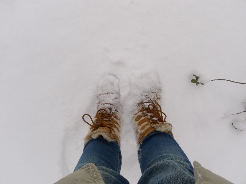 shoes-to-wear-in-winter-besides-boots