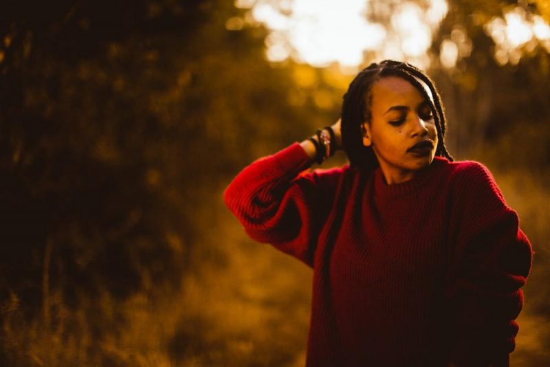 red winter sweatshirts